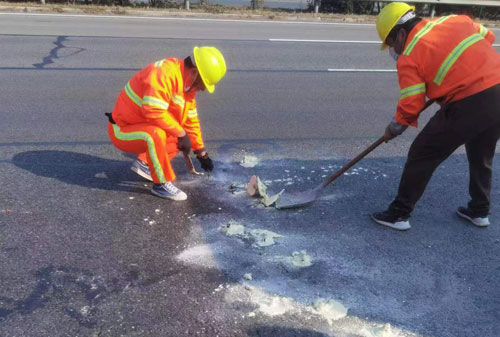 玉泉街道公路下沉注浆加固